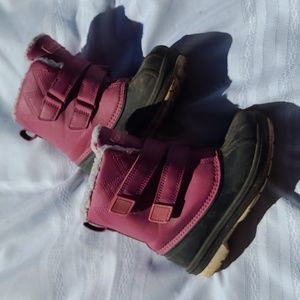Cat and Jack Pink Winter Snow boots size 11